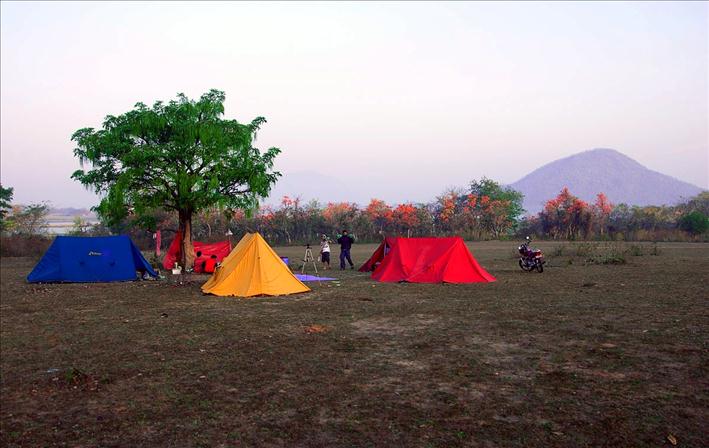 Deulghata_campsite_a_709x448