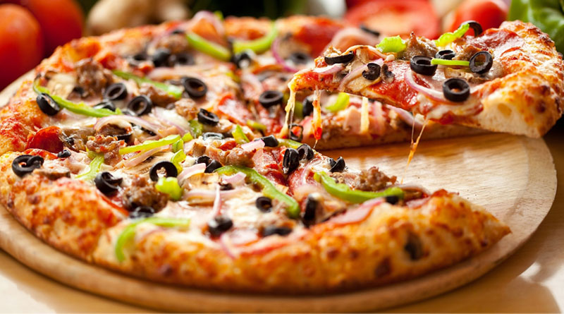 Coming soon: Pizzas and burgers on trains