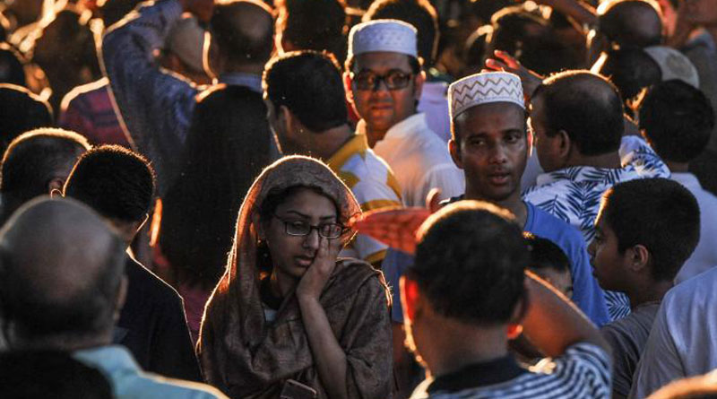 New York police hunt for gunman in Muslim cleric's killing