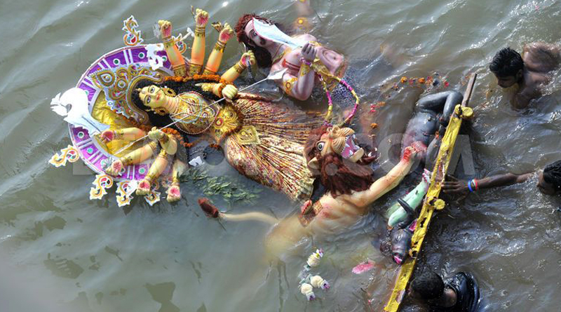 Division Bench of the-high-court-dismissed-the-petition-of-kolkata-police-on-Idol immersion
