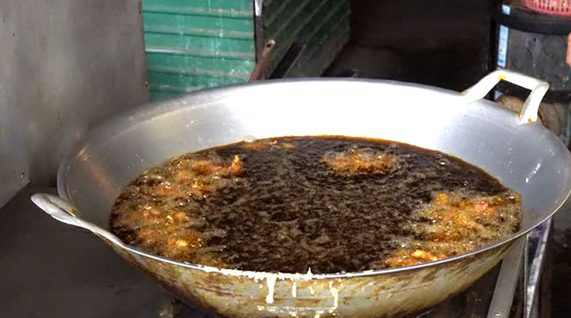 Road side eatery owner pours scalding oil over customer for not paying bill