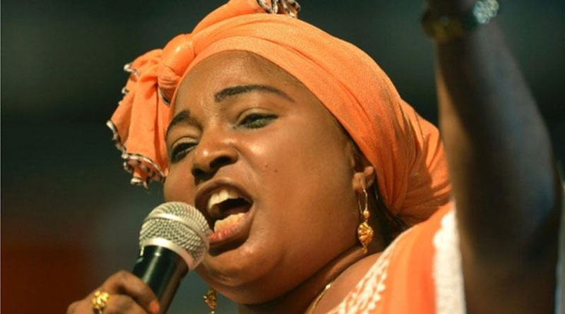 Woman urged to deny sex in Kenyan vote drive 
