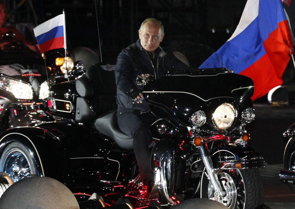 putin-on-bike_web