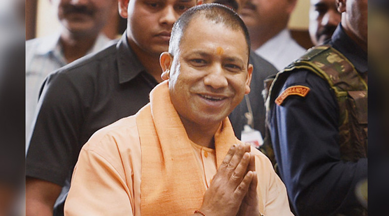 Not Taj, Yogi Adityanath endorses Geeta, Ramayana as gift to foreign delegates