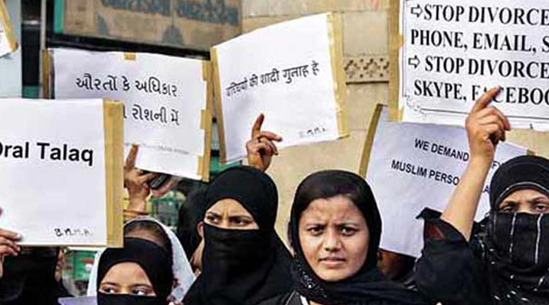 Union minister accuses Congress of politicizing triple talaq