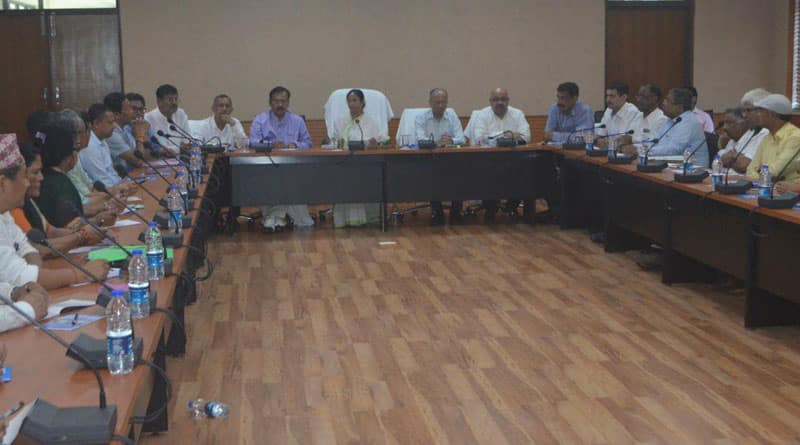 পাহাড় জট কাটছে, বনধ প্রত্যাহারের আরজি মুখ্যমন্ত্রীর
