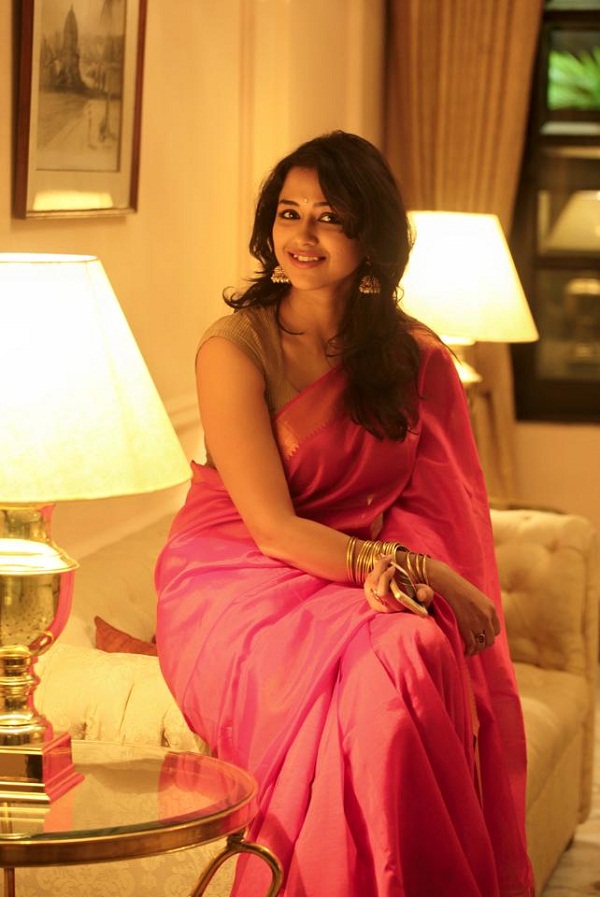 Sohini-Sarkar-hot-in-saree-photo-wallpapers