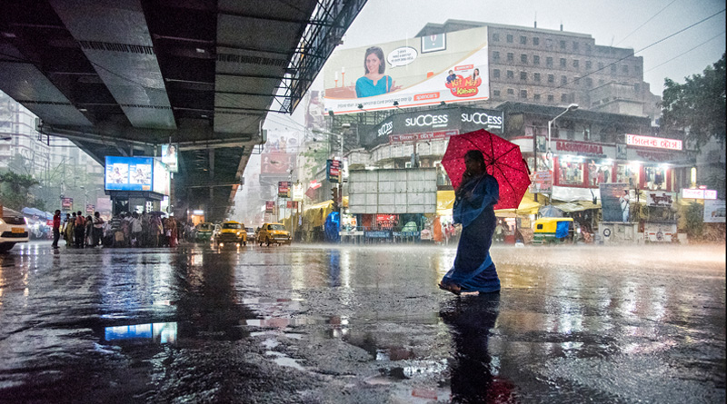 Rain brings relief to scorched Kolkata 