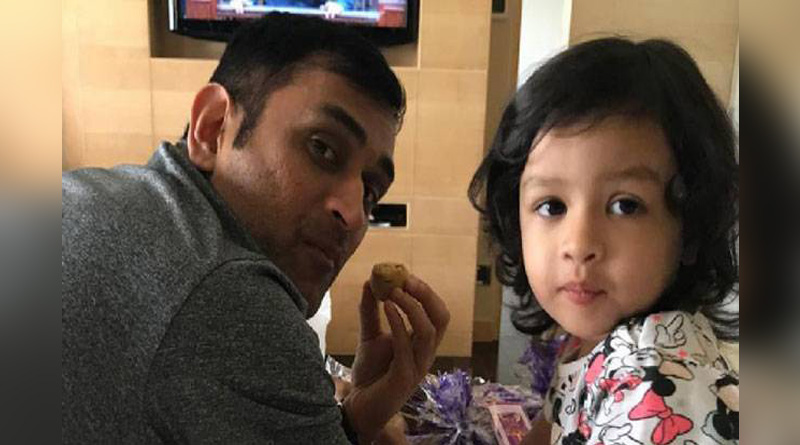 Bengali News: Security beefed up outside the farmhouse of MS Dhoni at Ranchi after rape threats to his 5-year-old daughter Ziva| Sangbad Pratidin