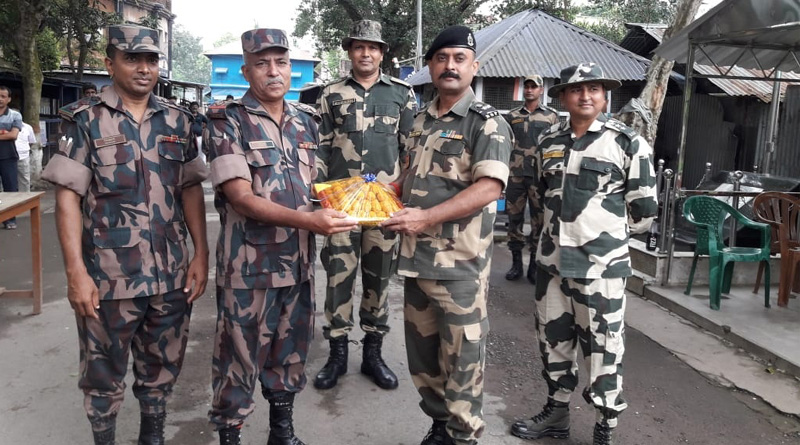 Troops on India-Bangladesh border celebrate Eid