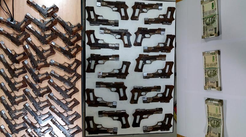 STF arrested six person in connection with arms factory from kolkata 