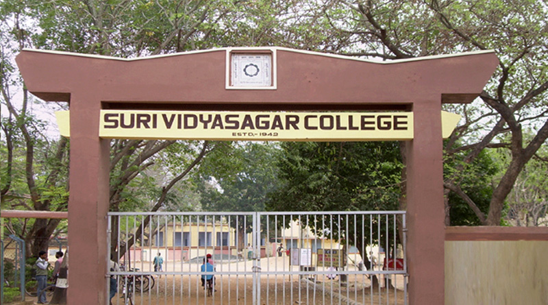 Students agitate in Suri Vidyasagar College