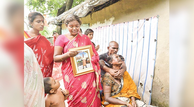 Kakdip: Husband and son missing in Sea, woman still waits for them