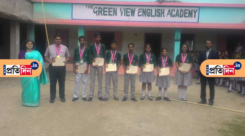 Balurghat students on their way to Nasa, to attend seminar