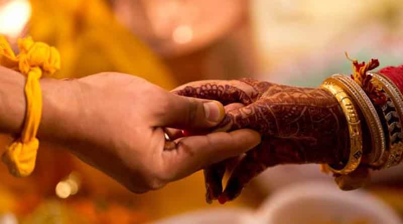 Couple’s wedding brings smile to Kerala flood victims’ faces