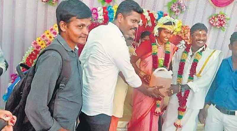 A Unique Wedding Gift For Tamilnadu Groom