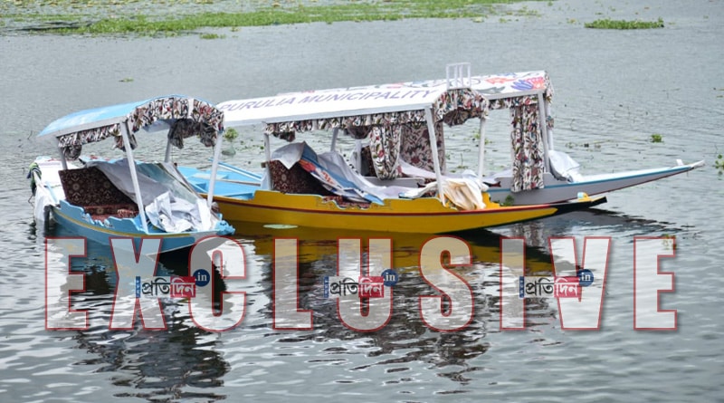 A piece of Kashmir in West Bengal, shikara to serve tourists