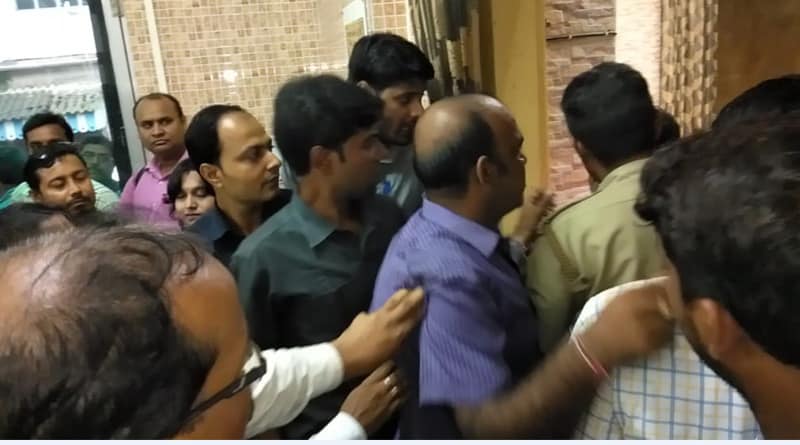 East Burdhwan: Headmaster Of a primary school allegedly threatened by SDO