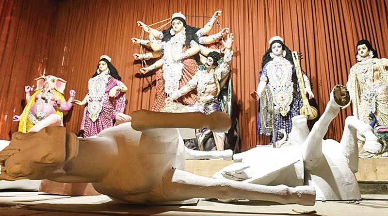 This Kolkata puja ready to catch eyes with silver chariot 