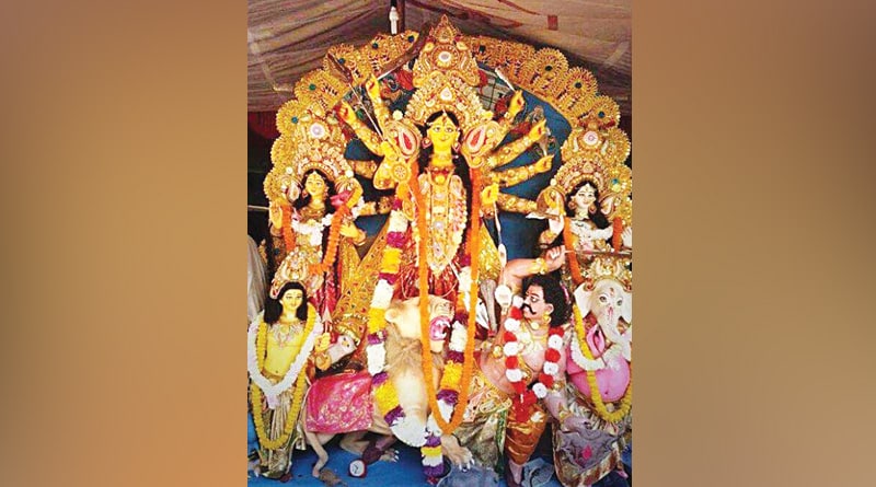 Jalpaiguri: This family worships goddess Durga in an unique way