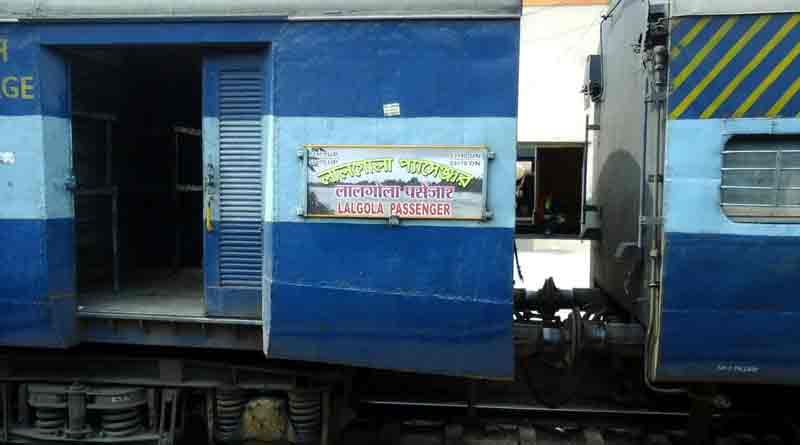 Fire breaks out in Lalgola Passenger