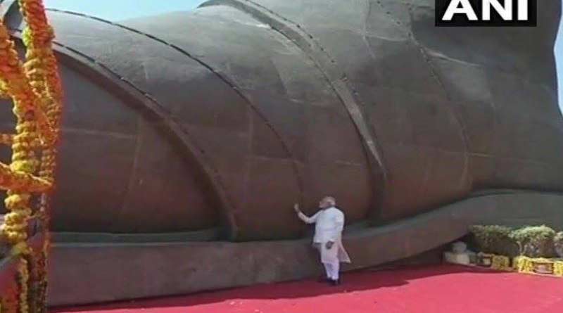 Modi in Kedarnath on Diwali 