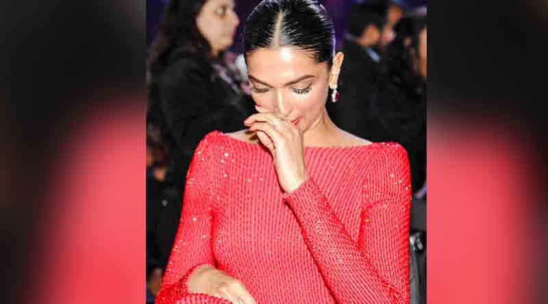 Deepika tears up as husband wins award