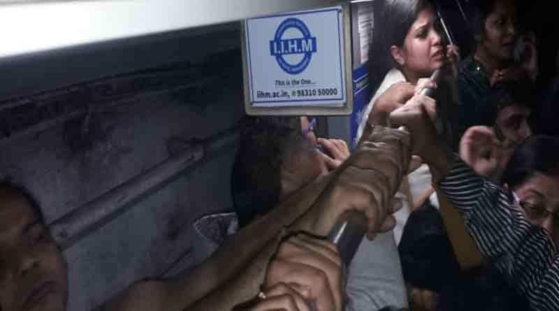 Metro Fire: Passengers allege delayed rescue