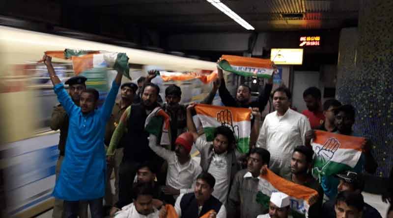 Bandh supporters disrupt metro service