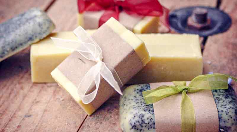 Woman orders mobile gets soap