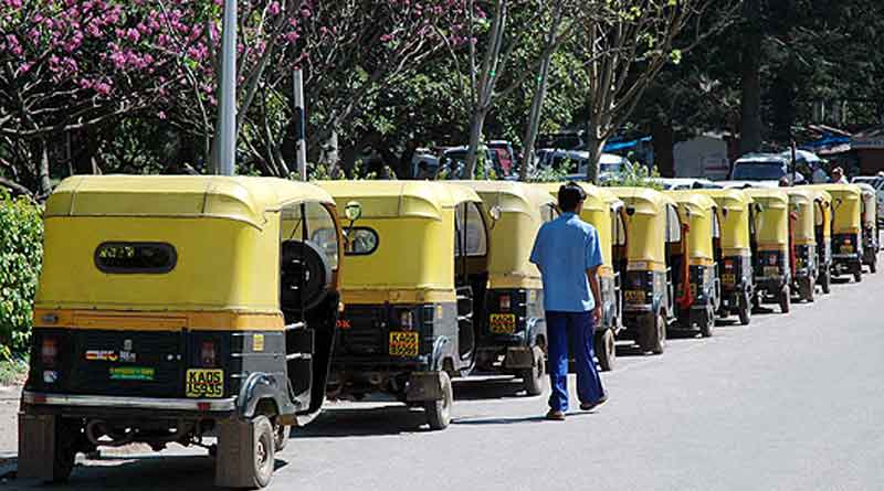 Auto service suspende in Ultodanga-Baguiati route