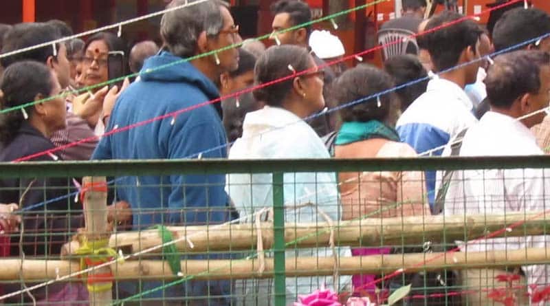 Devotees prayer in Kalpataru Utsav