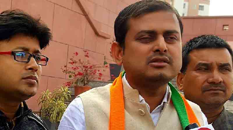 BJP Leader Shankudev Panda left whatsapp group of yuva morcha | Sangbad Pratidin
