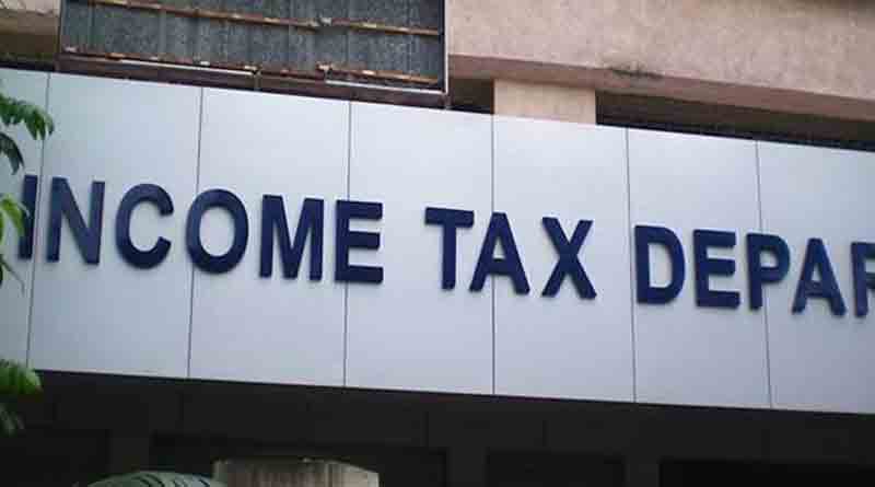 IT pounces on black money ahead of polls 