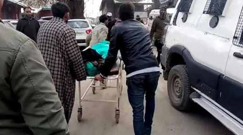 Female SPO shot dead by terrorists in Kashmir's Shopian