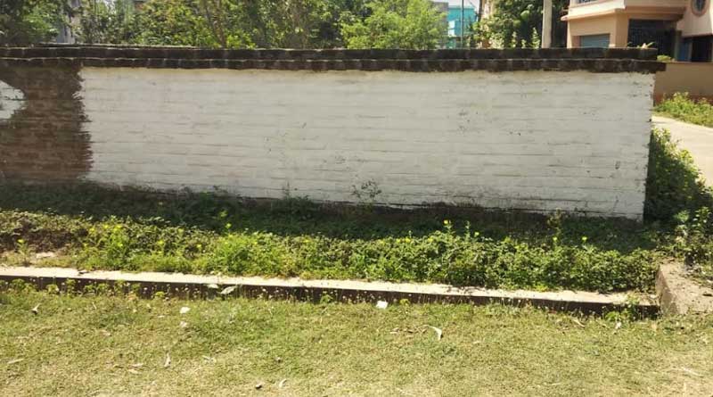 Trinamool Congress workers allege insult by Anubrata Mandal