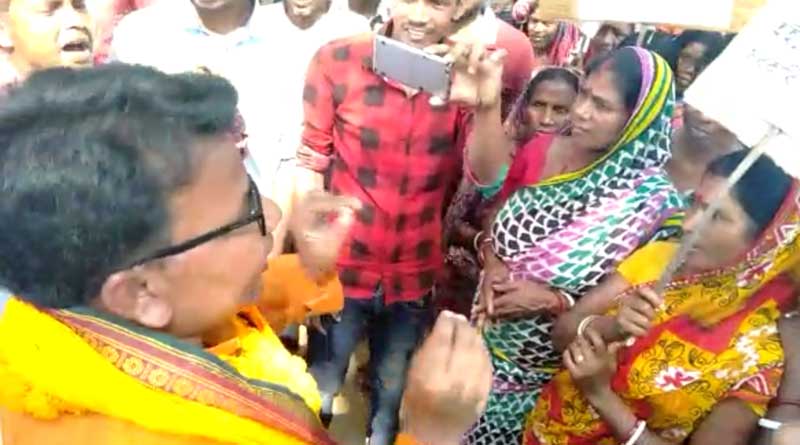 BJP candiate from Purulia faced agitation from the villagers at Belma