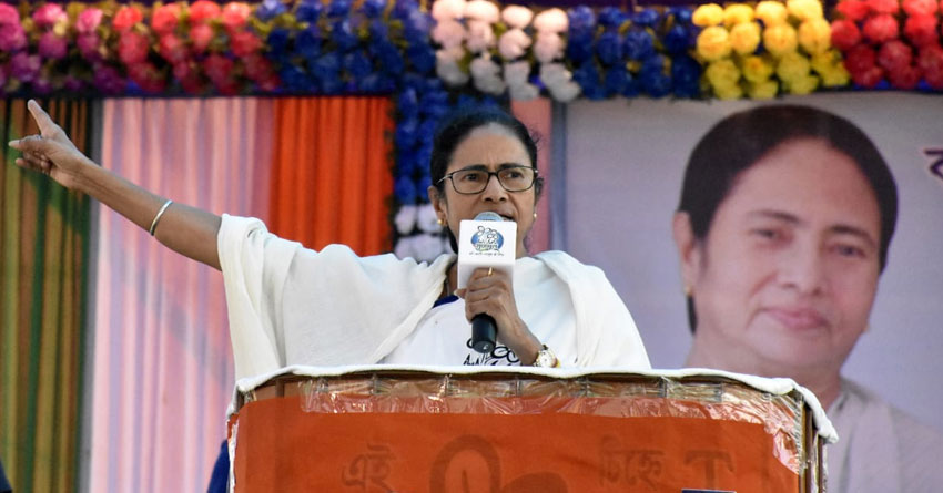 Bengal CM Mamata Banerjee helps homeless family of Tapan