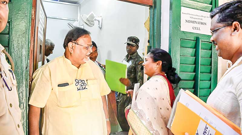 Partha Chatterjee and Debalina Hembram exchange greet