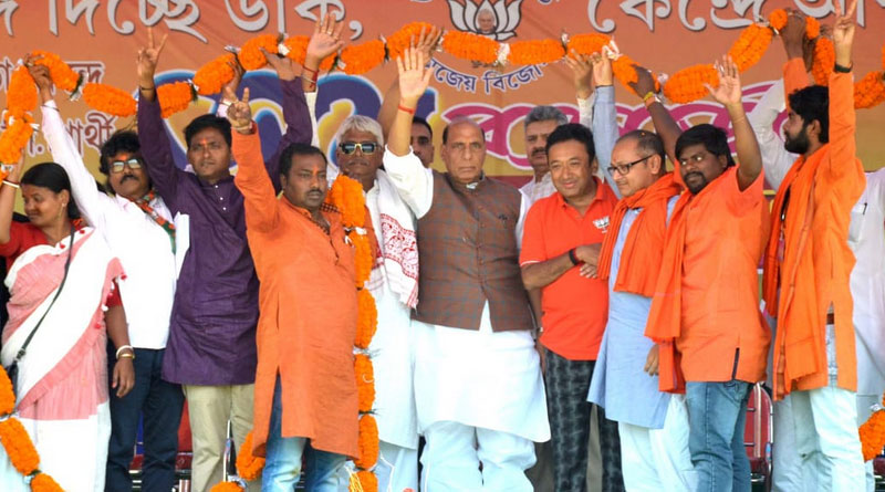 Rajnath Singh slams TMC-Left-Congress at Uluberia meeting