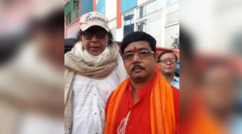 Mithun Chakraborty offers prayer at Tarapith temple