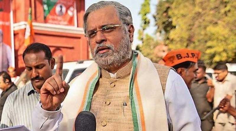 EC said to remove all episodes of Modi-Journey of a Common Man