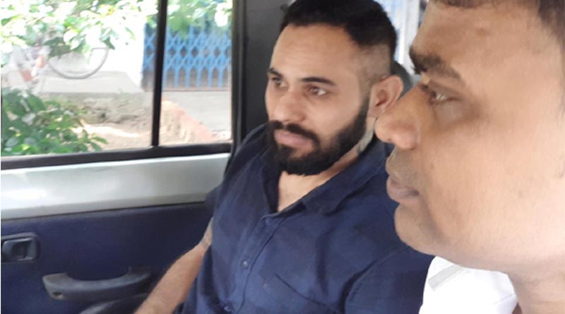 Man held from Kolkata airport for allegedly molesting woman
