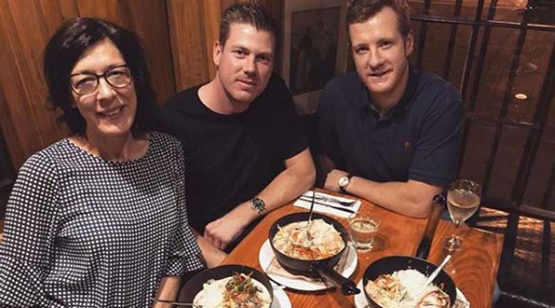 Cricketer James Faulkner clarifies that he is not gay