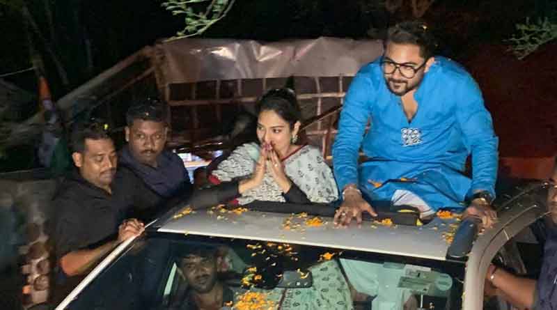 TMC Lok Sabha candidate Nusrat Jahan's stage collapses at Jhargram