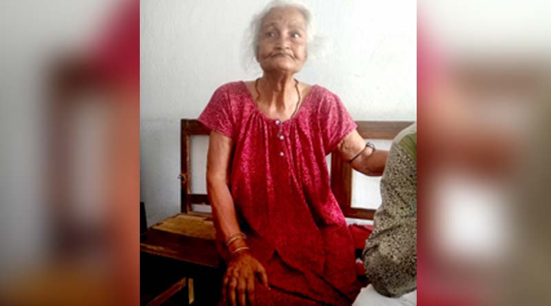 Elderly woman attempt to suicide, toto driver rescued her