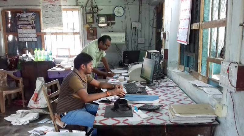 Service disrupted in Manabari post office for last 10 days.
