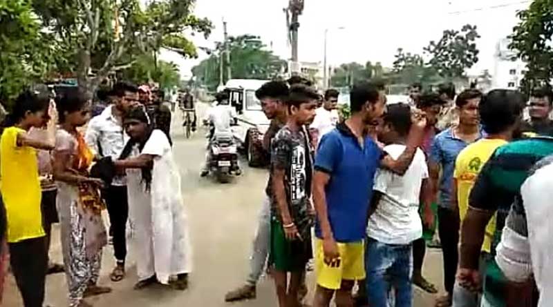 Armed people attacked at Blood Donation camp in Howrah