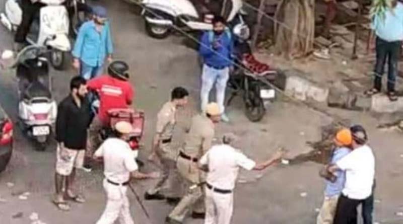 Street Fight Between Delhi Cops And Driver Who Pulled Out Sword