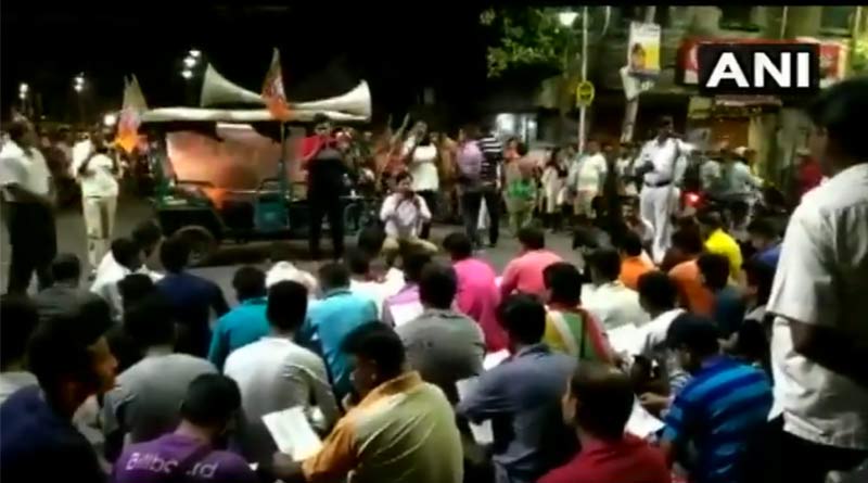 BJP youth wing chants Hanuman Chalisa to protest against Friday namaz